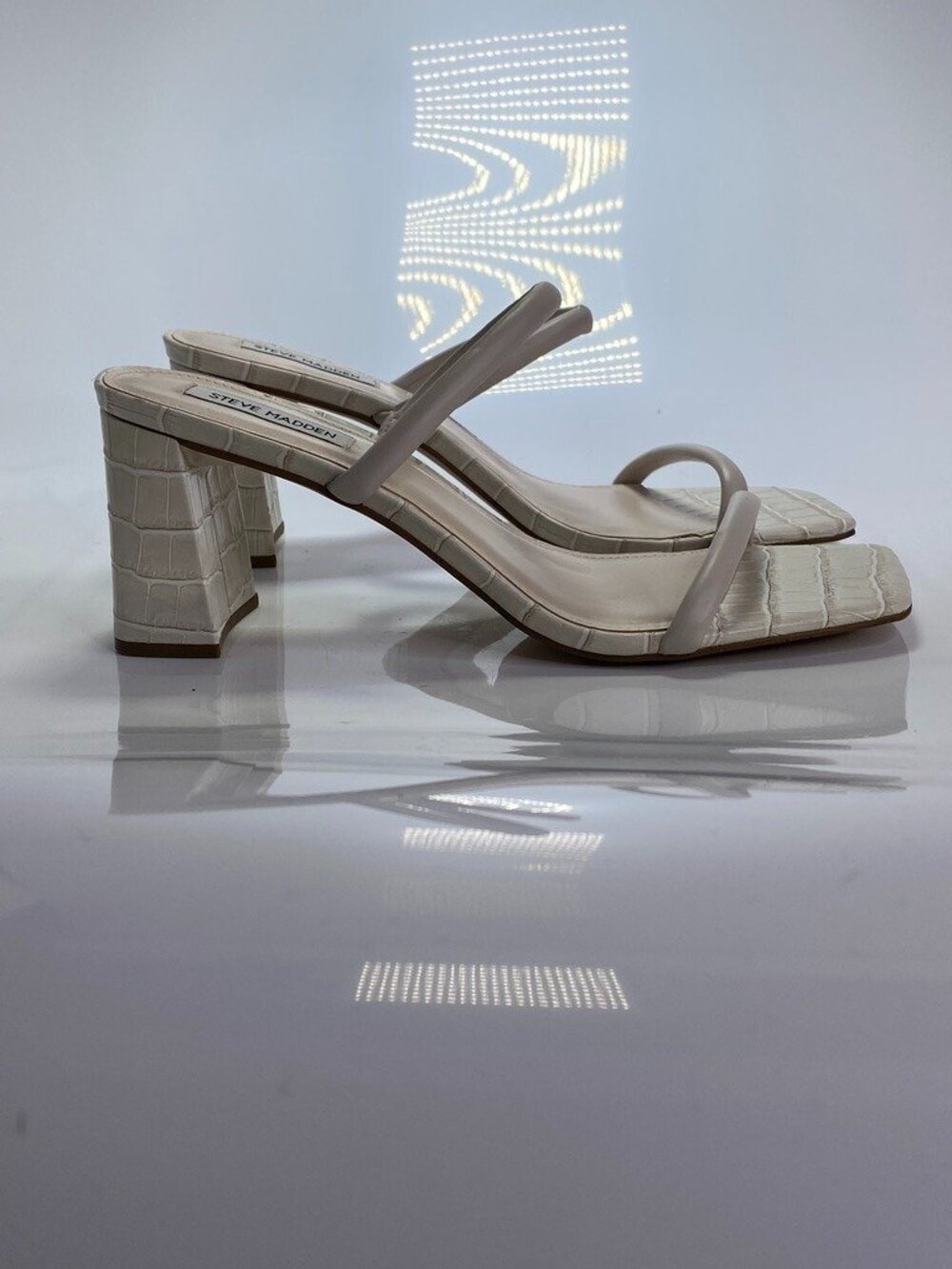 Steve Madden Women's Lilah Double Band White Croc Sandals Sz 11